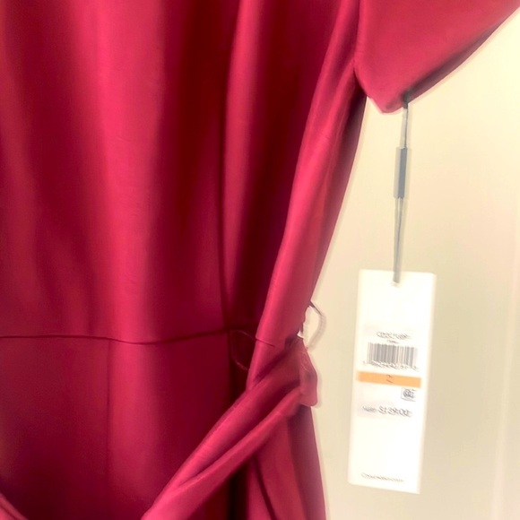 Women’s jumpsuit by Calvin Klein. - Picture 4 of 4